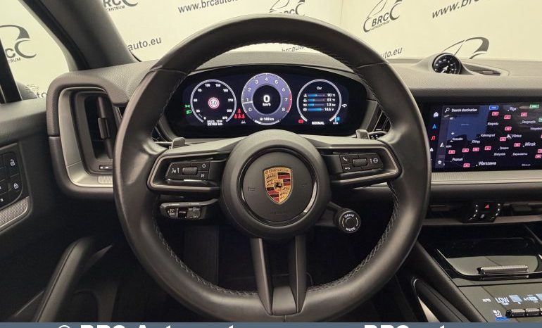 
								Porsche Cayenne V6 4WD Automatas 2023 full									