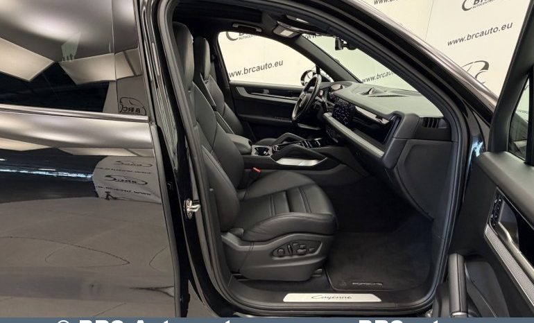 
								Porsche Cayenne V6 4WD Automatas 2023 full									
