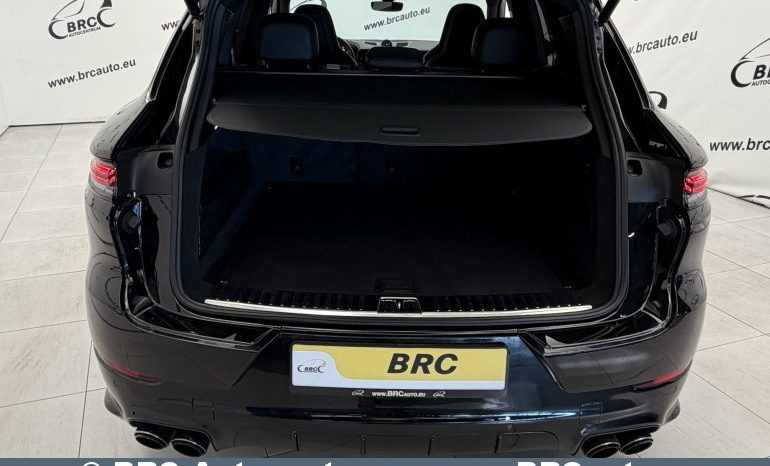 
								Porsche Cayenne V6 4WD Automatas 2023 full									