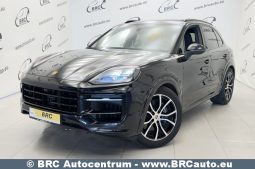 
										Porsche Cayenne V6 4WD Automatas 2023 full									