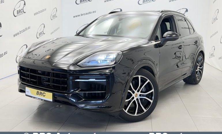 
								Porsche Cayenne V6 4WD Automatas 2023 full									