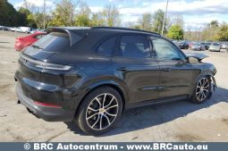 
										Porsche Cayenne V6 4WD Automatas 2023 full									