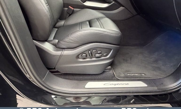 
								Porsche Cayenne V6 4WD Automatas 2023 full									