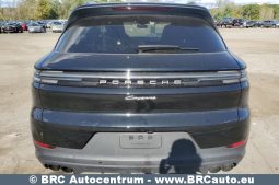 
										Porsche Cayenne V6 4WD Automatas 2023 full									