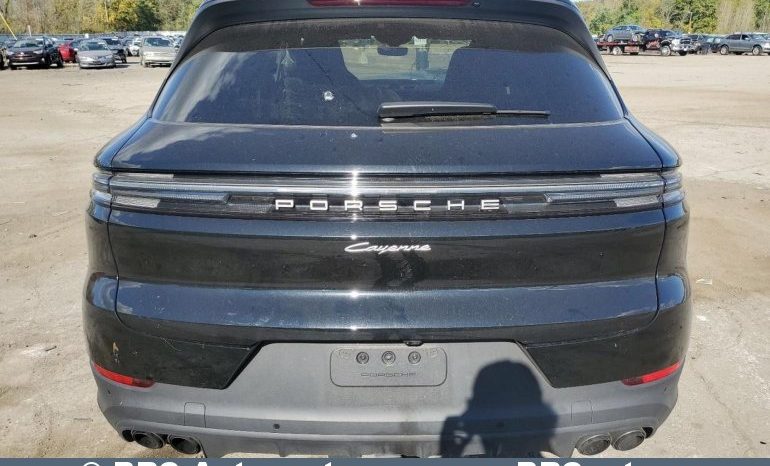 
								Porsche Cayenne V6 4WD Automatas 2023 full									