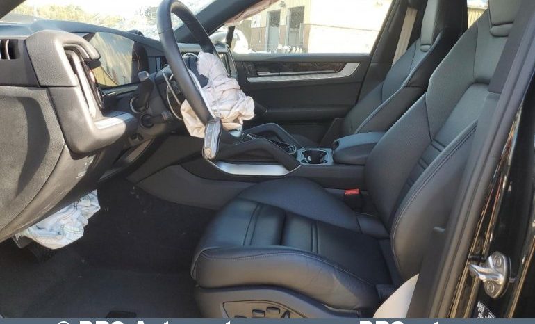 
								Porsche Cayenne V6 4WD Automatas 2023 full									