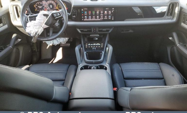 
								Porsche Cayenne V6 4WD Automatas 2023 full									
