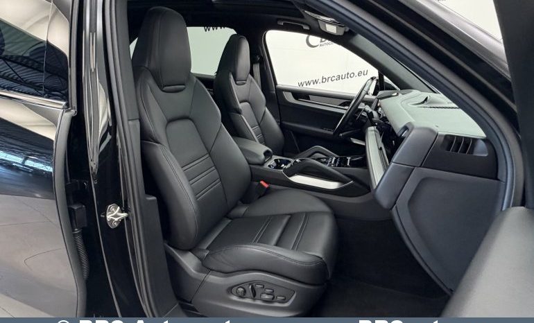 
								Porsche Cayenne V6 4WD Automatas 2023 full									
