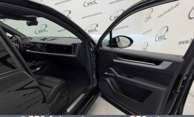 
								Porsche Cayenne V6 4WD Automatas 2023 full									