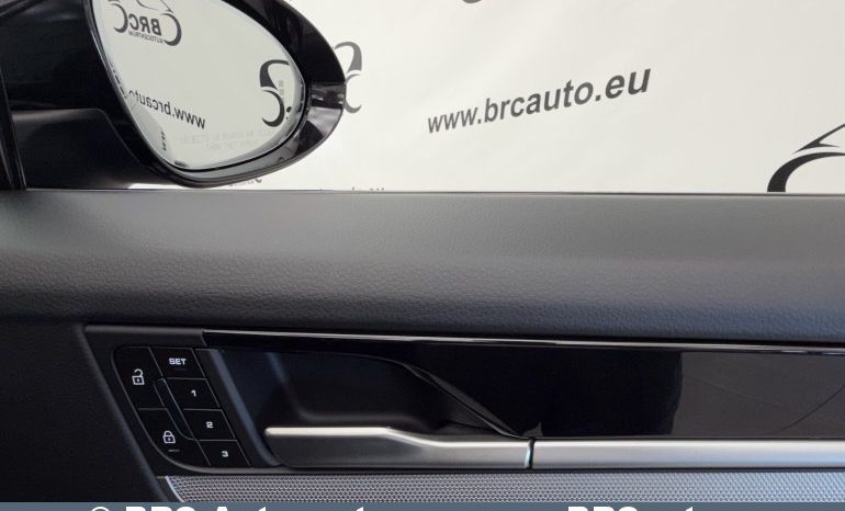 
								Porsche Cayenne V6 4WD Automatas 2023 full									