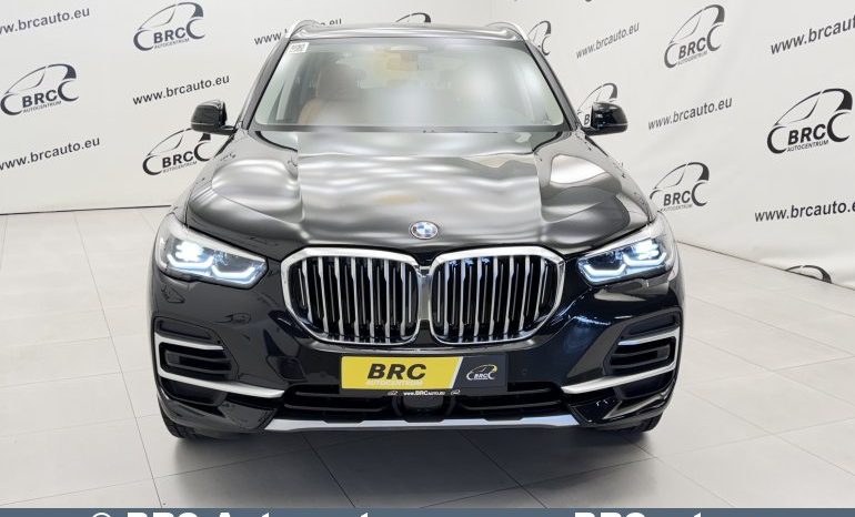 
								BMW X5 xDrive30d Mild-Hybrid Automatas 2023 full									