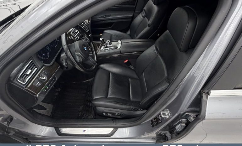 
								BMW 740 d Automatas 2013 full									