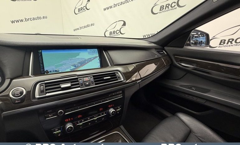 
								BMW 740 d Automatas 2013 full									
