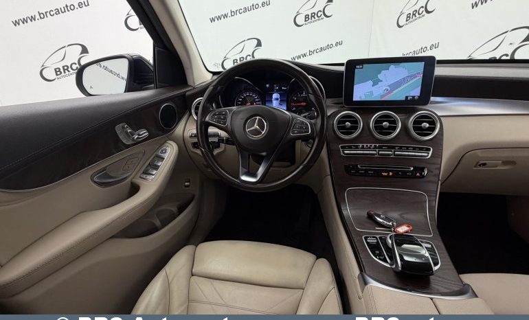 
								Mercedes-Benz GLC 300 4Matic Automatas 2018 full									