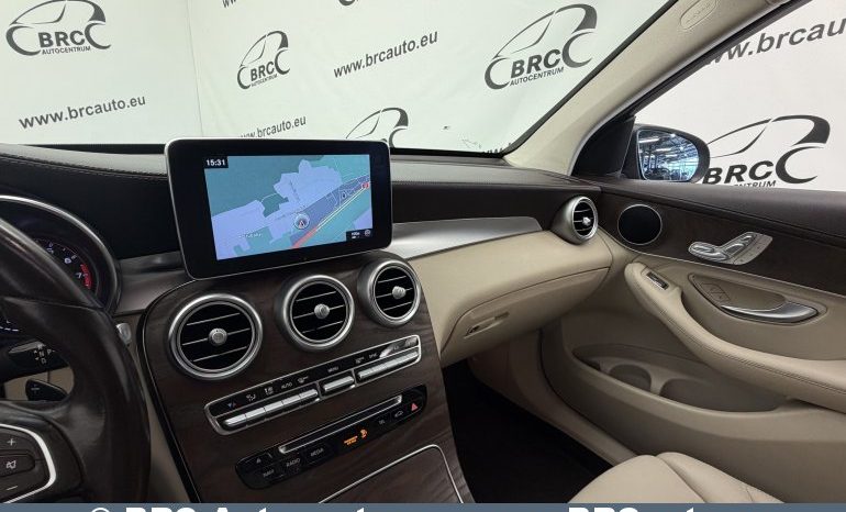 
								Mercedes-Benz GLC 300 4Matic Automatas 2018 full									