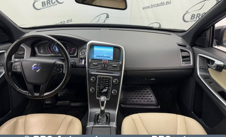 
								Volvo XC 60 2.4 D5 AWD Automatas 2014 full									