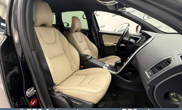 
								Volvo XC 60 2.4 D5 AWD Automatas 2014 full									