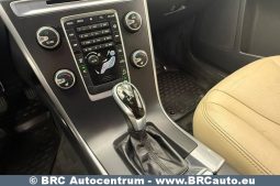 
										Volvo XC 60 2.4 D5 AWD Automatas 2014 full									