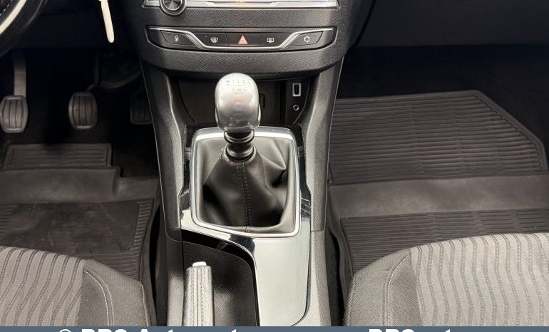 
								Peugeot 308 1.6 bluehdi 2016 full									