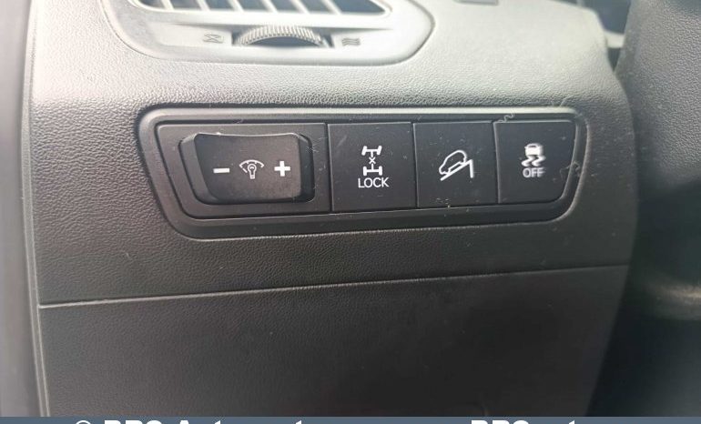 
								Hyundai ix35 CRDi 4WD 2012 full									