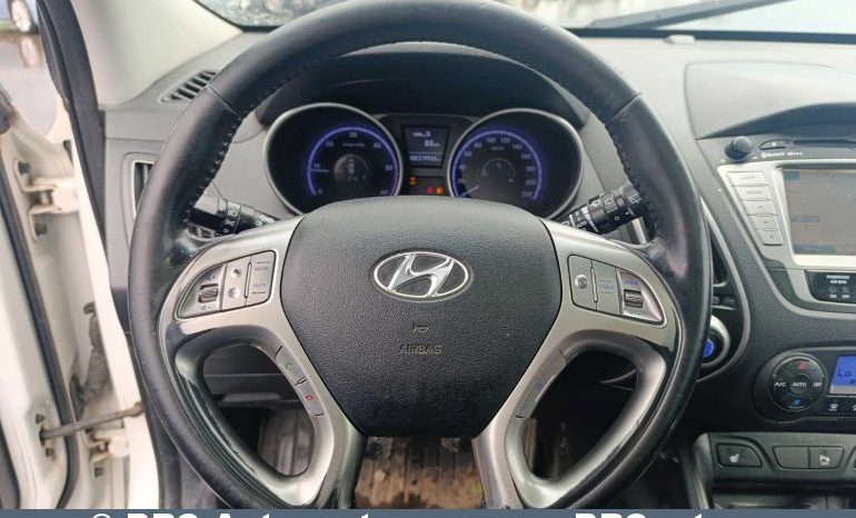 
								Hyundai ix35 CRDi 4WD 2012 full									