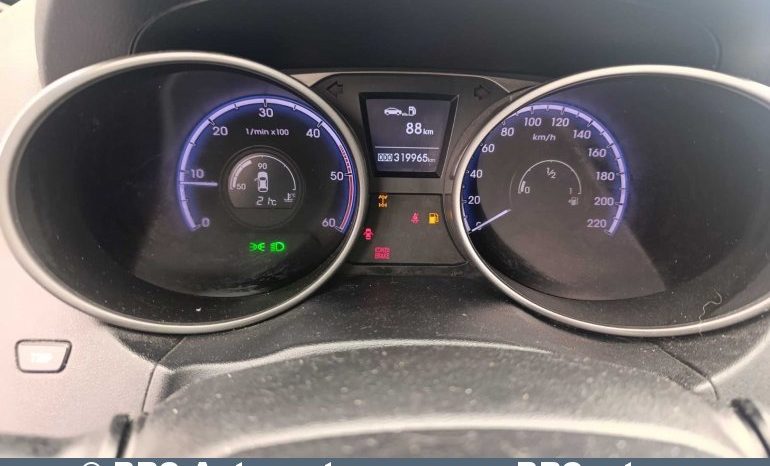 
								Hyundai ix35 CRDi 4WD 2012 full									