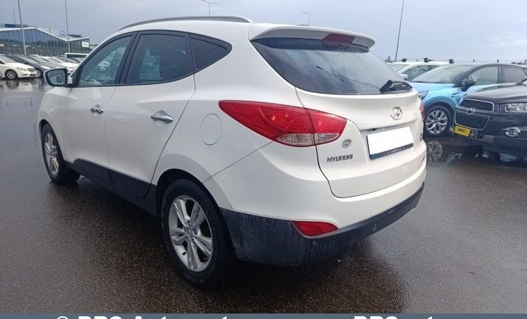 
								Hyundai ix35 CRDi 4WD 2012 full									
