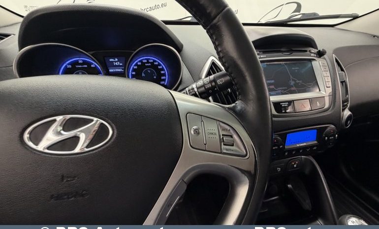 
								Hyundai ix35 CRDi 4WD 2012 full									