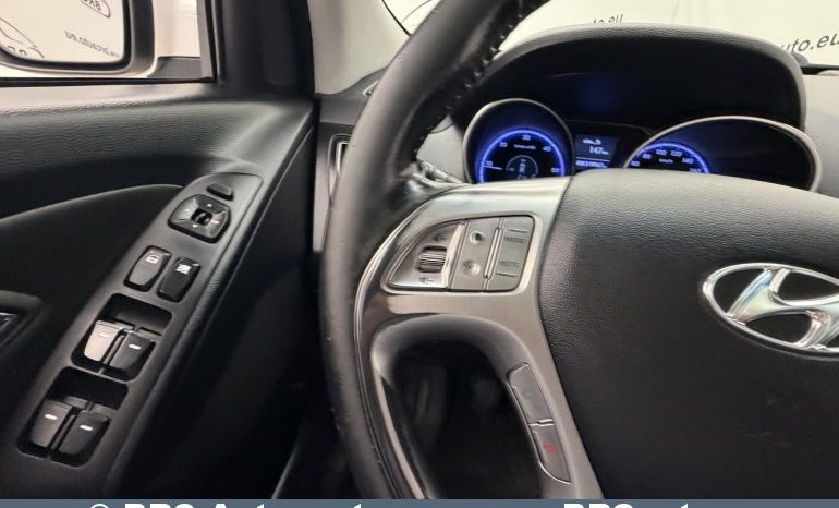 
								Hyundai ix35 CRDi 4WD 2012 full									