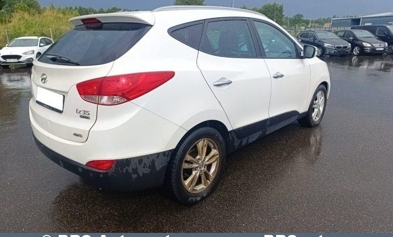 
								Hyundai ix35 CRDi 4WD 2012 full									