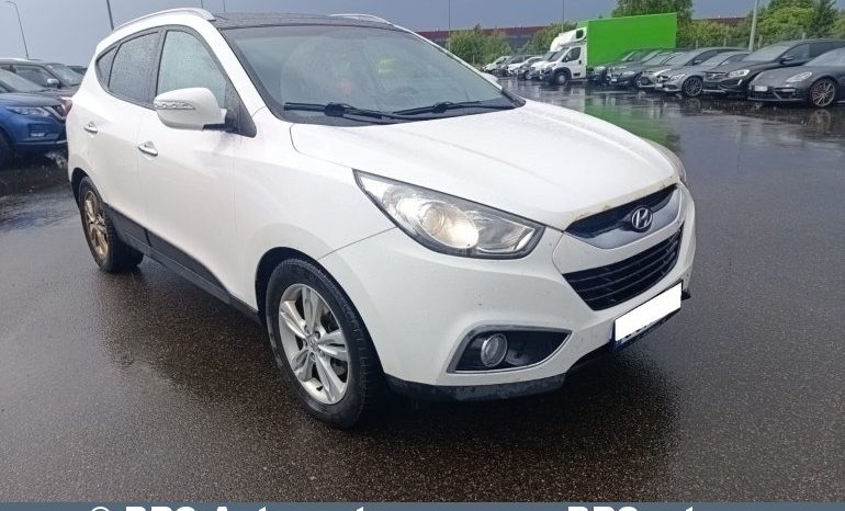 
								Hyundai ix35 CRDi 4WD 2012 full									