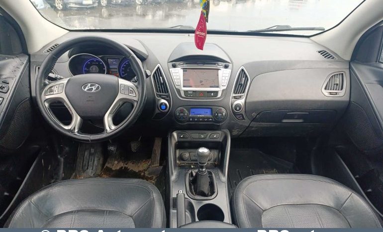 
								Hyundai ix35 CRDi 4WD 2012 full									