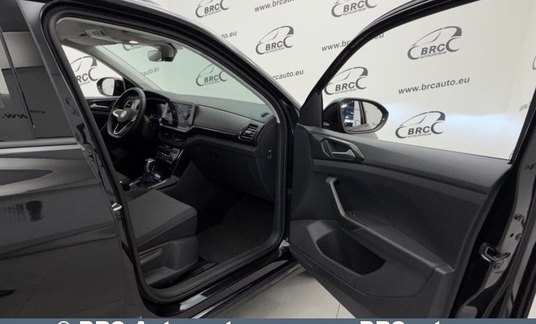 
								Volkswagen T-Cross 1.0 TSI 2WD Automatas 2025 full									