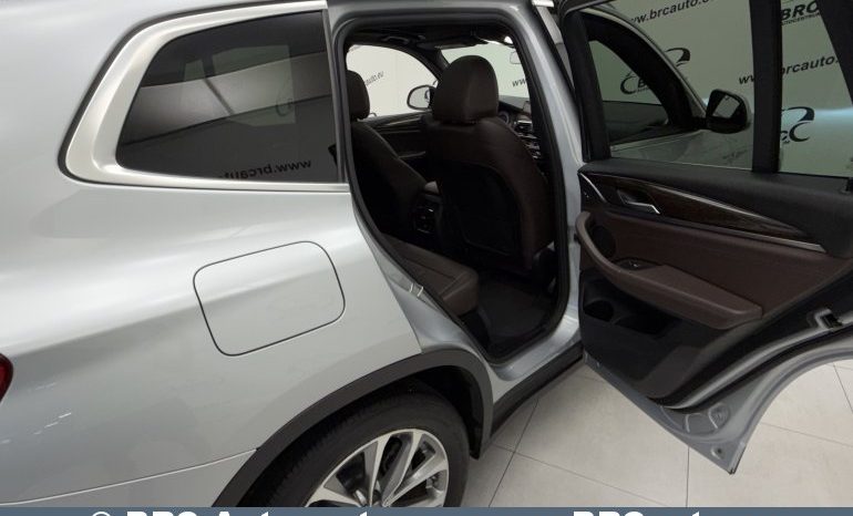 
								BMW X3 2.0 Sdrive Automatas 2019 full									