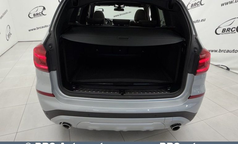 
								BMW X3 2.0 Sdrive Automatas 2019 full									