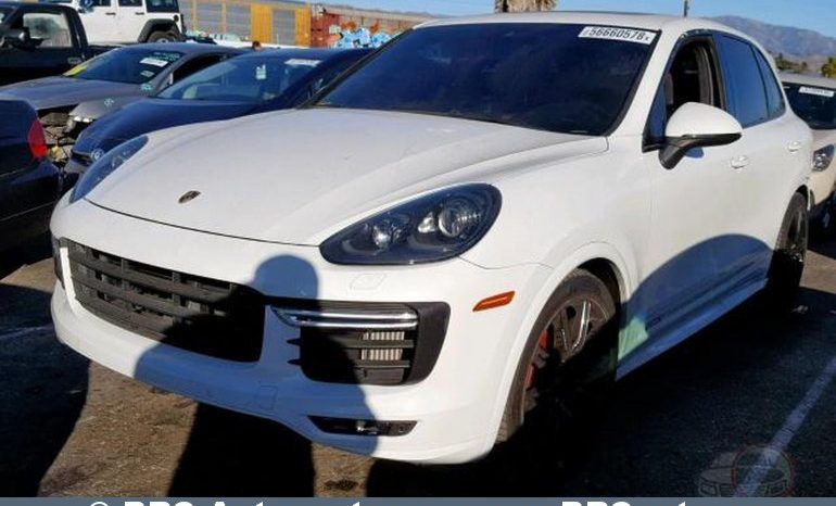
								Porsche Cayenne GTS Automatas 2016 full									