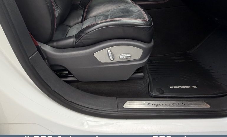 
								Porsche Cayenne GTS Automatas 2016 full									