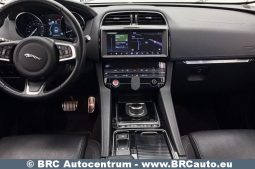 
										Jaguar F-Pace 2.0l 25t AWD Automatas 2019 full									