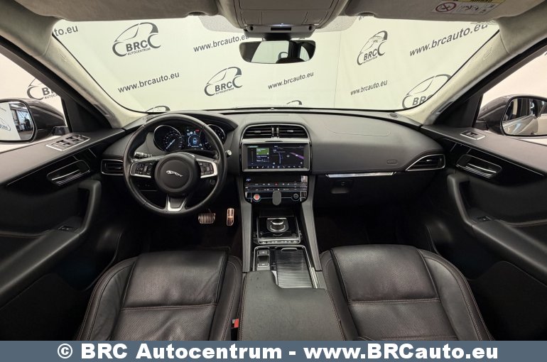Jaguar F-Pace 2.0l 25t AWD Automatas 2019