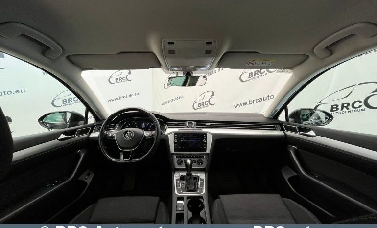 
								Volkswagen Passat 1.5 TSI Automatas 2019 full									