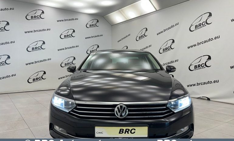 
								Volkswagen Passat 1.5 TSI Automatas 2019 full									