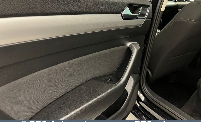 
								Volkswagen Passat 1.5 TSI Automatas 2019 full									