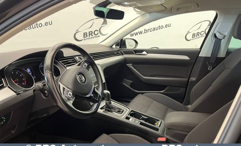 
								Volkswagen Passat 1.5 TSI Automatas 2019 full									