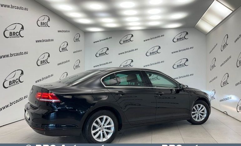 
								Volkswagen Passat 1.5 TSI Automatas 2019 full									