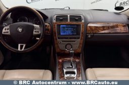 
										Jaguar XK 4.2 Automatas 2008 full									