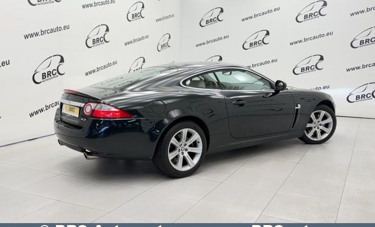 
								Jaguar XK 4.2 Automatas 2008 full									