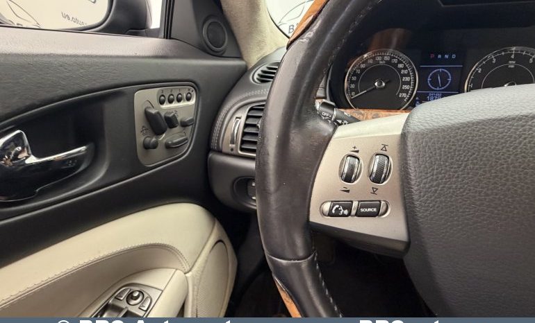 
								Jaguar XK 4.2 Automatas 2008 full									