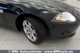 
										Jaguar XK 4.2 Automatas 2008 full									