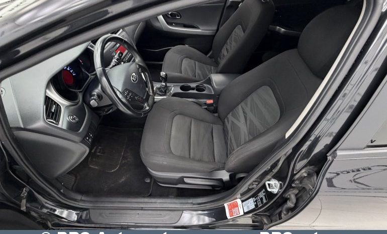 
								Kia Ceed 1.6 CRDi 2015 full									