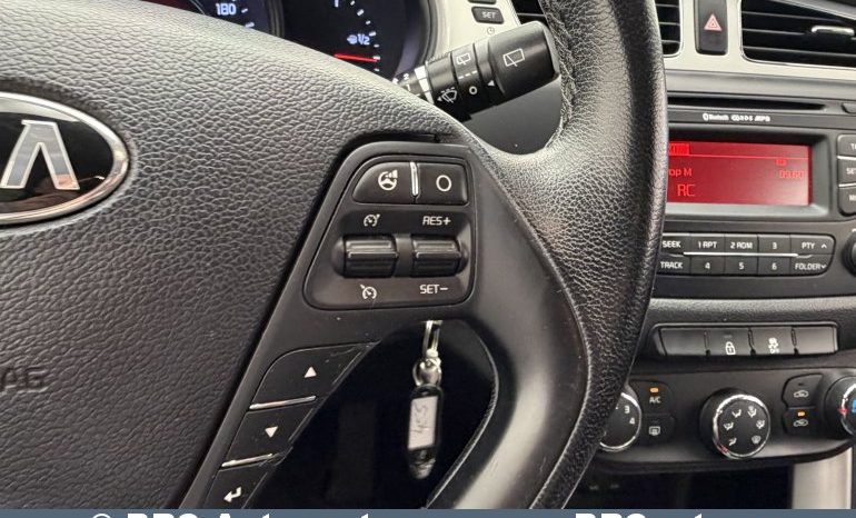 
								Kia Ceed 1.6 CRDi 2015 full									